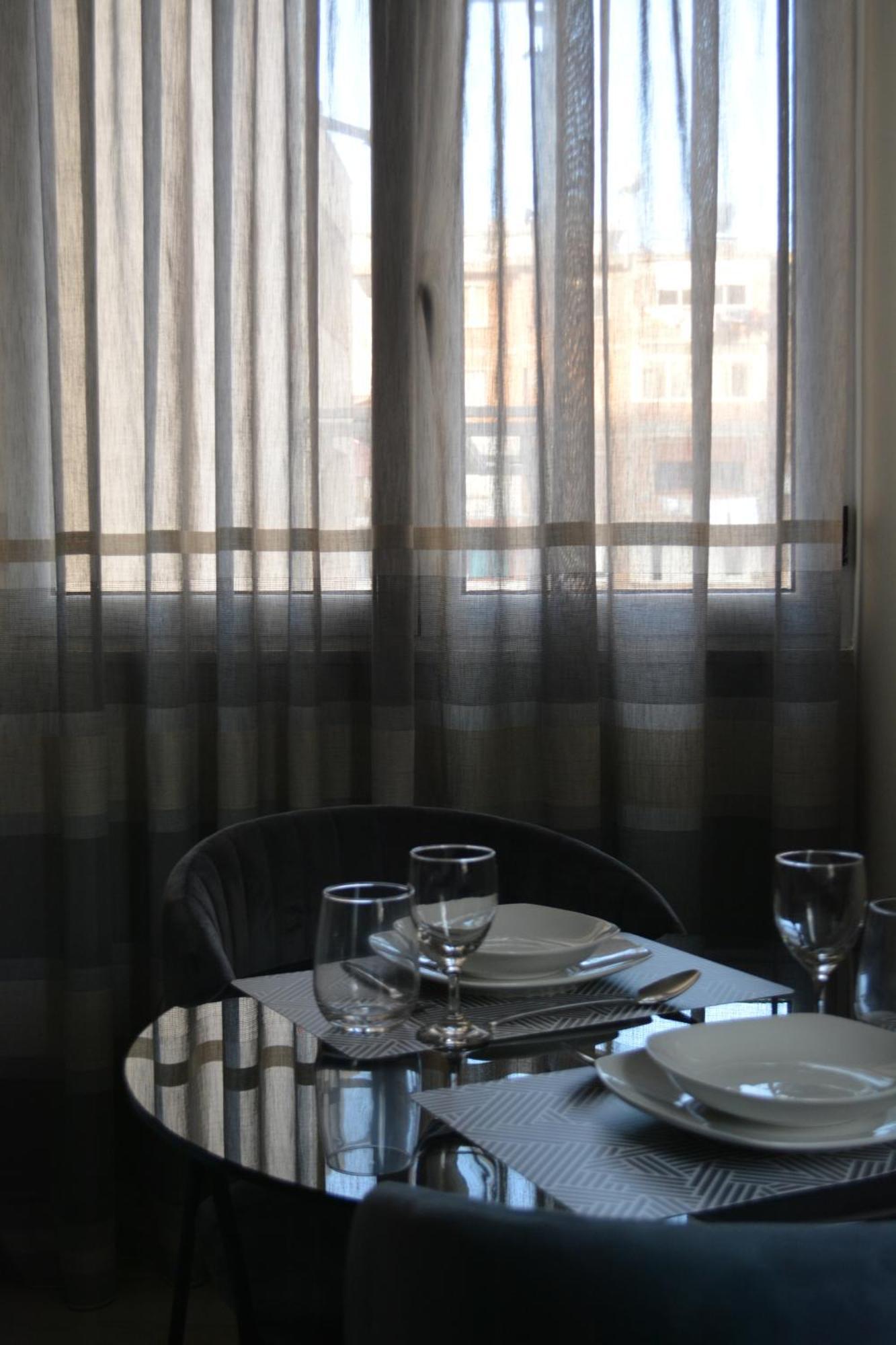 Hb Luxury Apartament Wlora